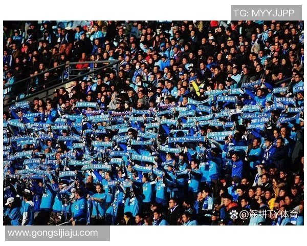 四字足球明星退役引发热议球迷感慨岁月如梭传奇生涯永载史册