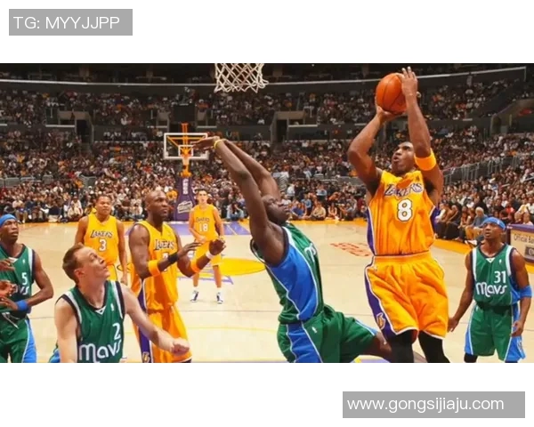 科比与小牛的经典对决回顾比赛录像精彩瞬间重温